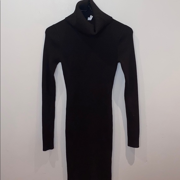 Babaton Stefanik Ribbed Turtleneck Dress - Picture 7 of 14